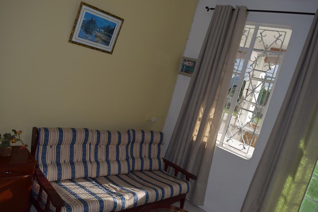 Mauri Holidays 'Budgeted Apartment' Ла-Голет Номер фото