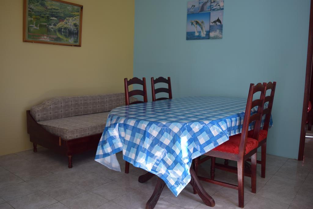 Mauri Holidays 'Budgeted Apartment' Ла-Голет Номер фото